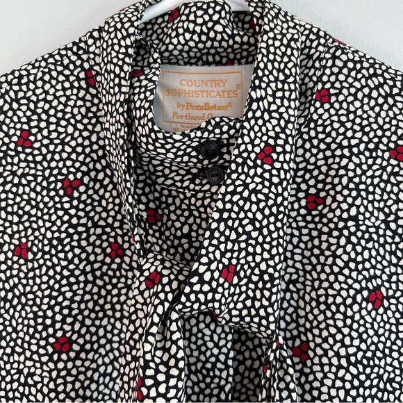 VTG Country Sophisticates by Pendleton Black and White Patterned Tie Blouse 12 - Picture 4 of 8